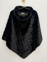 Load image into Gallery viewer, Petra cape - 3 colours