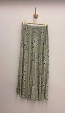 Load image into Gallery viewer, Zeta trousers - 10 colours