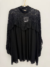 Load image into Gallery viewer, Maisie top - 2 colours