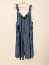 Load image into Gallery viewer, Hannah dungarees