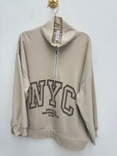 Load image into Gallery viewer, Evie top - 5 colours