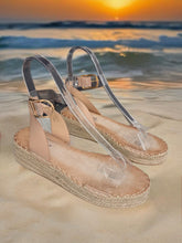 Load image into Gallery viewer, Paula espadrilles - nude. LAST PAIR