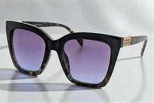 Load image into Gallery viewer, Nina Sunglasses - 2 colours