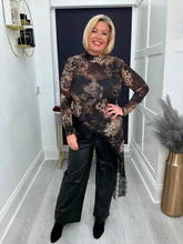 Load image into Gallery viewer, Nadia top - 2 Colours