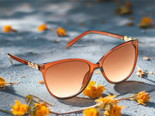 Load image into Gallery viewer, Demi Sunglasses - 2 Colours