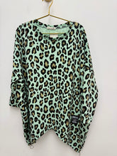 Load image into Gallery viewer, Amber top - 8 colours