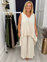 Load image into Gallery viewer, Lucy co-ord - 6 colours. LAST ONES