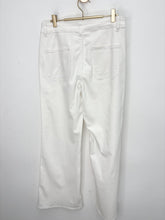 Load image into Gallery viewer, Keira jeans - 2 colours, 5 sizes