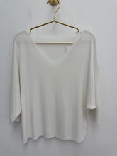 Load image into Gallery viewer, Lisa top - 12 colours