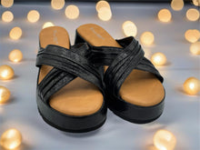 Load image into Gallery viewer, Lexie Wedges - black