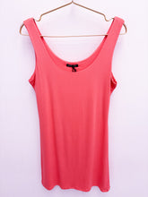 Load image into Gallery viewer, Maggie top - 21 colours