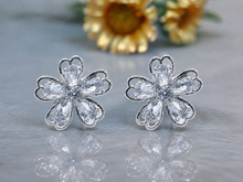 Load image into Gallery viewer, Amy Earrings