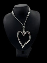 Load image into Gallery viewer, Heidi Necklace - 2 Colours