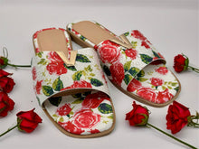 Load image into Gallery viewer, Fleur Sandals - White