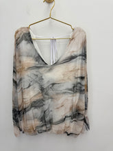 Load image into Gallery viewer, Hannah top - 3 colours