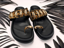 Load image into Gallery viewer, Abby sandals. LAST PAIR