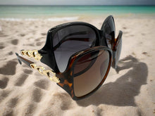 Load image into Gallery viewer, Eva Sunglasses - 2 Colours