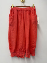 Load image into Gallery viewer, Ruth shorts - 6 colours