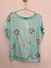 Load image into Gallery viewer, Mandy top - 7 colours