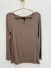 Load image into Gallery viewer, Jane top - 9 colours