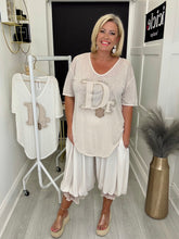 Load image into Gallery viewer, Diva Top - 2 colours