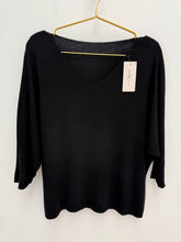 Load image into Gallery viewer, Lisa top - 12 colours