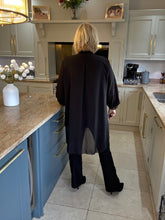 Load image into Gallery viewer, Diva top - 4 colours