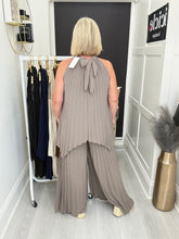 Load image into Gallery viewer, Jenna Co-ord - 5 colours