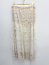 Load image into Gallery viewer, Joy skirt - 3 colours