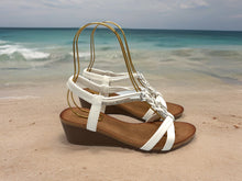 Load image into Gallery viewer, Freya wedges - White
