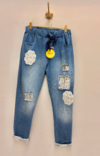 Load image into Gallery viewer, Honey Magic Jeans - 2 Colours
