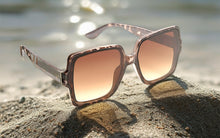 Load image into Gallery viewer, Willow Sunglasses - 3 colours