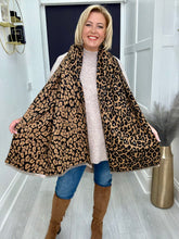 Load image into Gallery viewer, Jackie Scarf