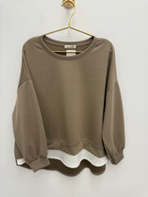 Load image into Gallery viewer, Vicky top - 6 colours