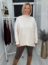 Load image into Gallery viewer, Sandy jumper - 6 colours