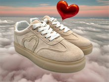 Load image into Gallery viewer, Hallie trainers - Beige