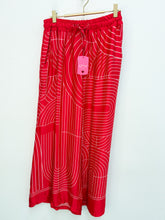 Load image into Gallery viewer, Caprice trousers - 5 colours
