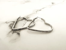 Load image into Gallery viewer, Helen heart earrings - 3 colours