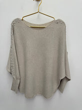 Load image into Gallery viewer, Pearly jumper - 7 colours
