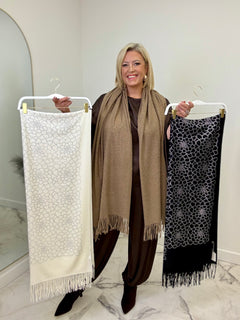 Load image into Gallery viewer, Olivia Scarf

