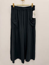 Load image into Gallery viewer, Marissa trousers - 8 colours

