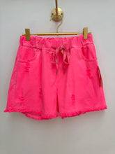 Load image into Gallery viewer, Dina magic shorts  - 2 colours
