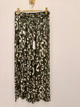 Load image into Gallery viewer, Kerry trousers - 6 colours
