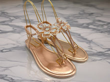 Load image into Gallery viewer, Julie sandals - Rose gold

