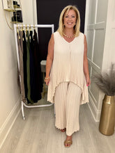 Load image into Gallery viewer, Lucy co-ord - 6 colours

