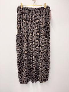 Load image into Gallery viewer, Sheila trousers

