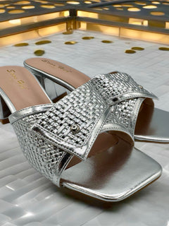 Load image into Gallery viewer, Isobel heels - silver
