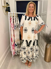 Load image into Gallery viewer, Julia dress - 5 colours

