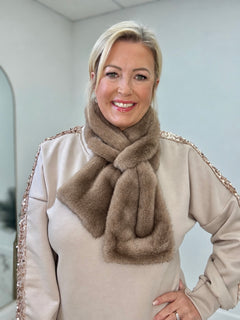 Load image into Gallery viewer, Tiffany Scarf
