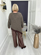 Load image into Gallery viewer, Zara jumper
